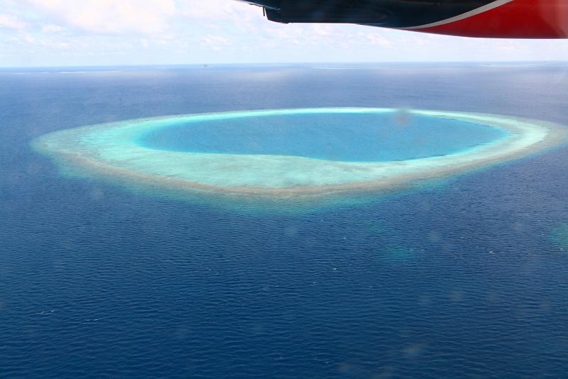 Maldives from the air (36).jpg